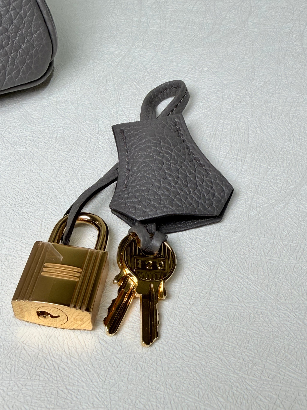 Hermès Birkin 25 Gris Etain Gold Hardware