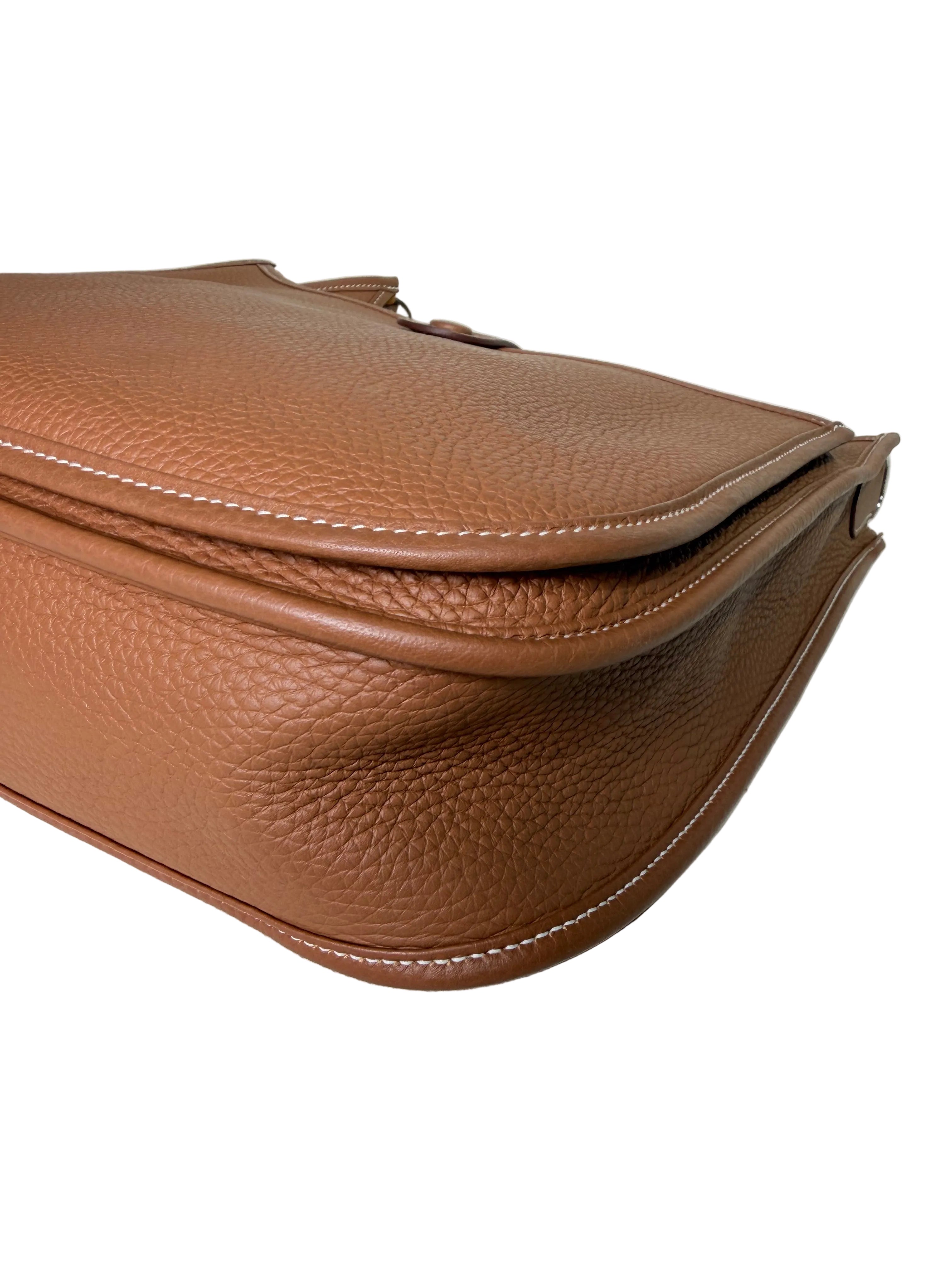 Hermès Evelyne PM Gold on Gold Hardware (Stamp W)