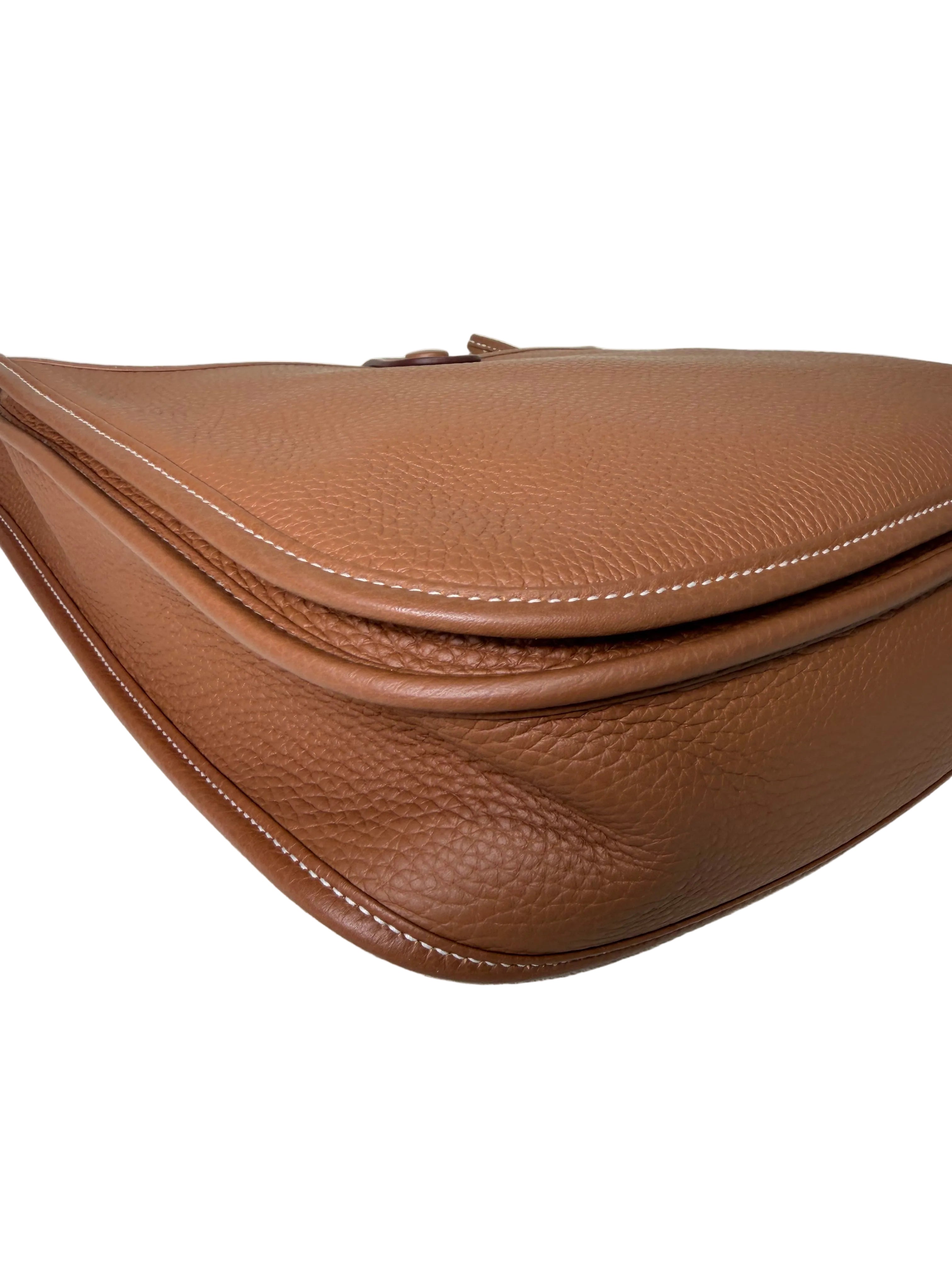 Hermès Evelyne PM Gold on Gold Hardware (Stamp W)