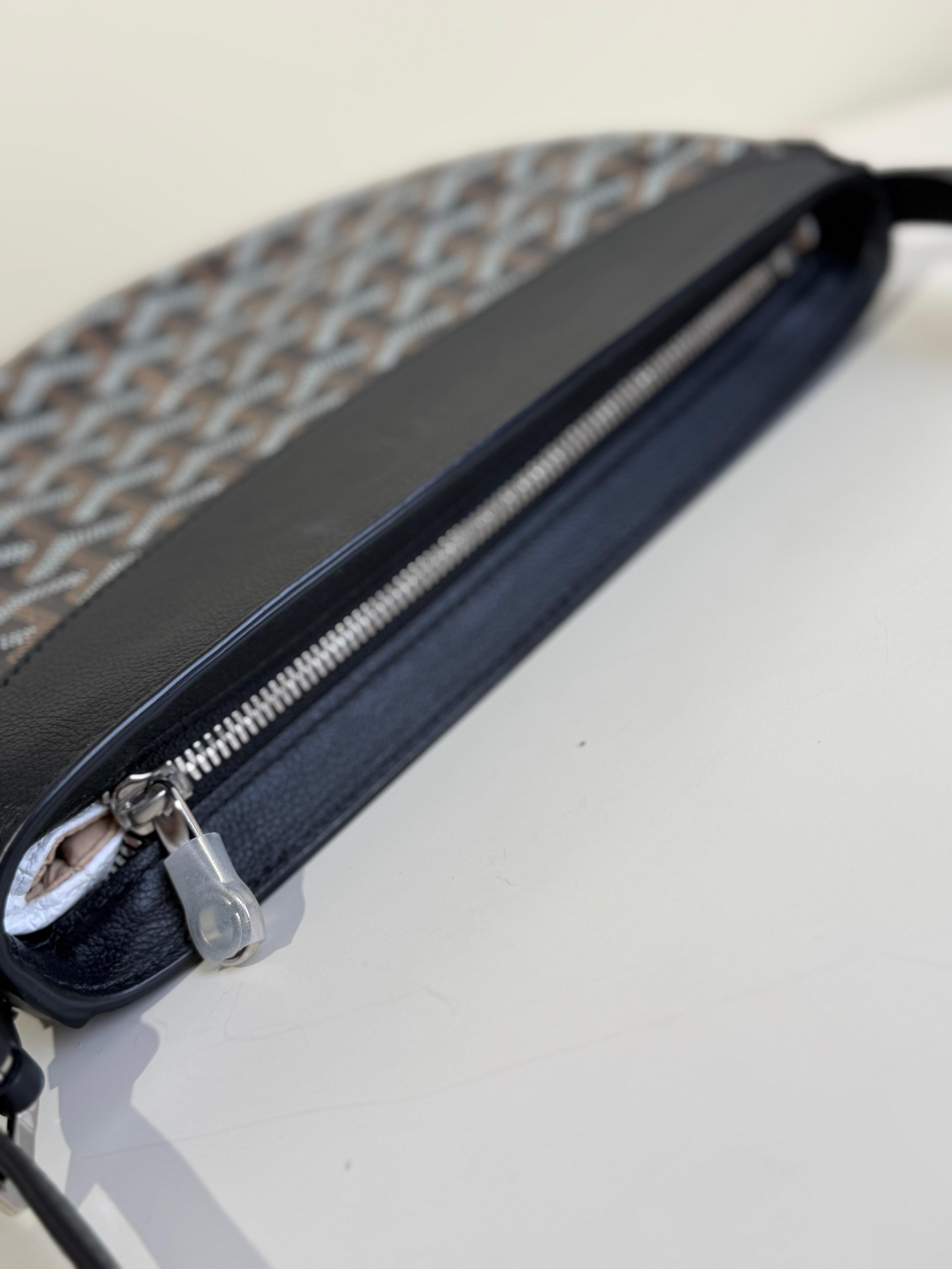 Goyard Hirondelle in Black
