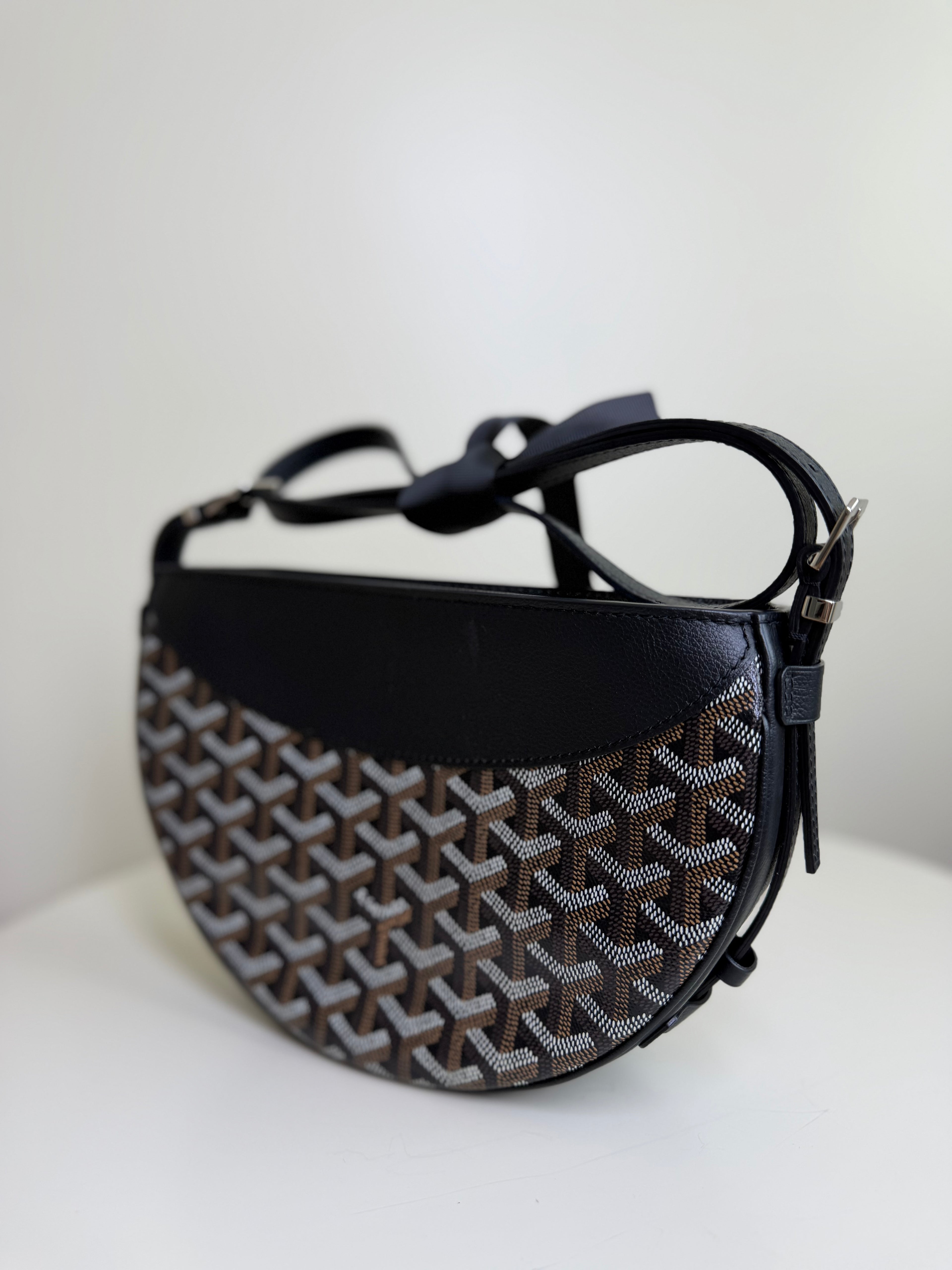Goyard Hirondelle in Black