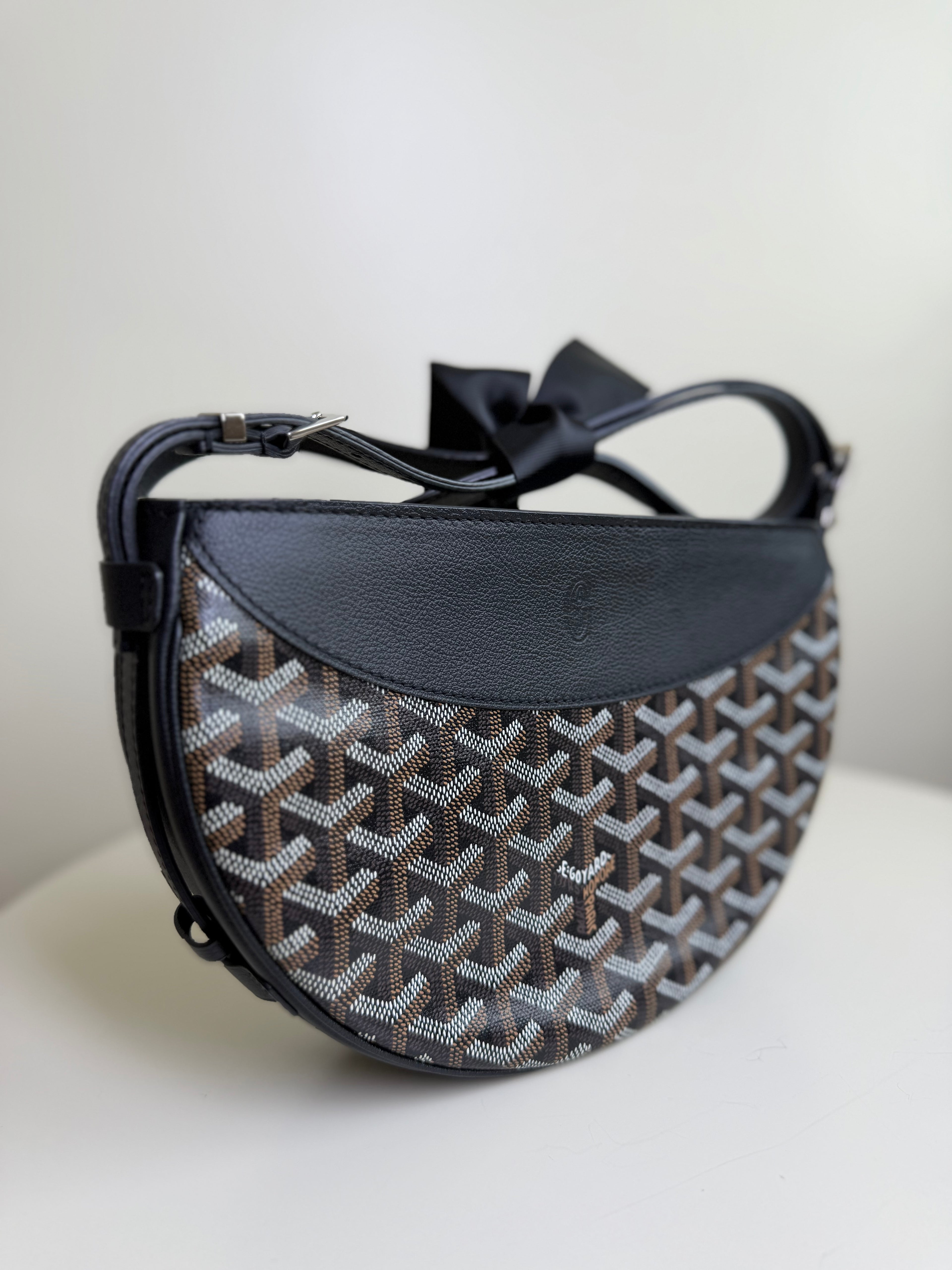 Goyard Hirondelle in Black