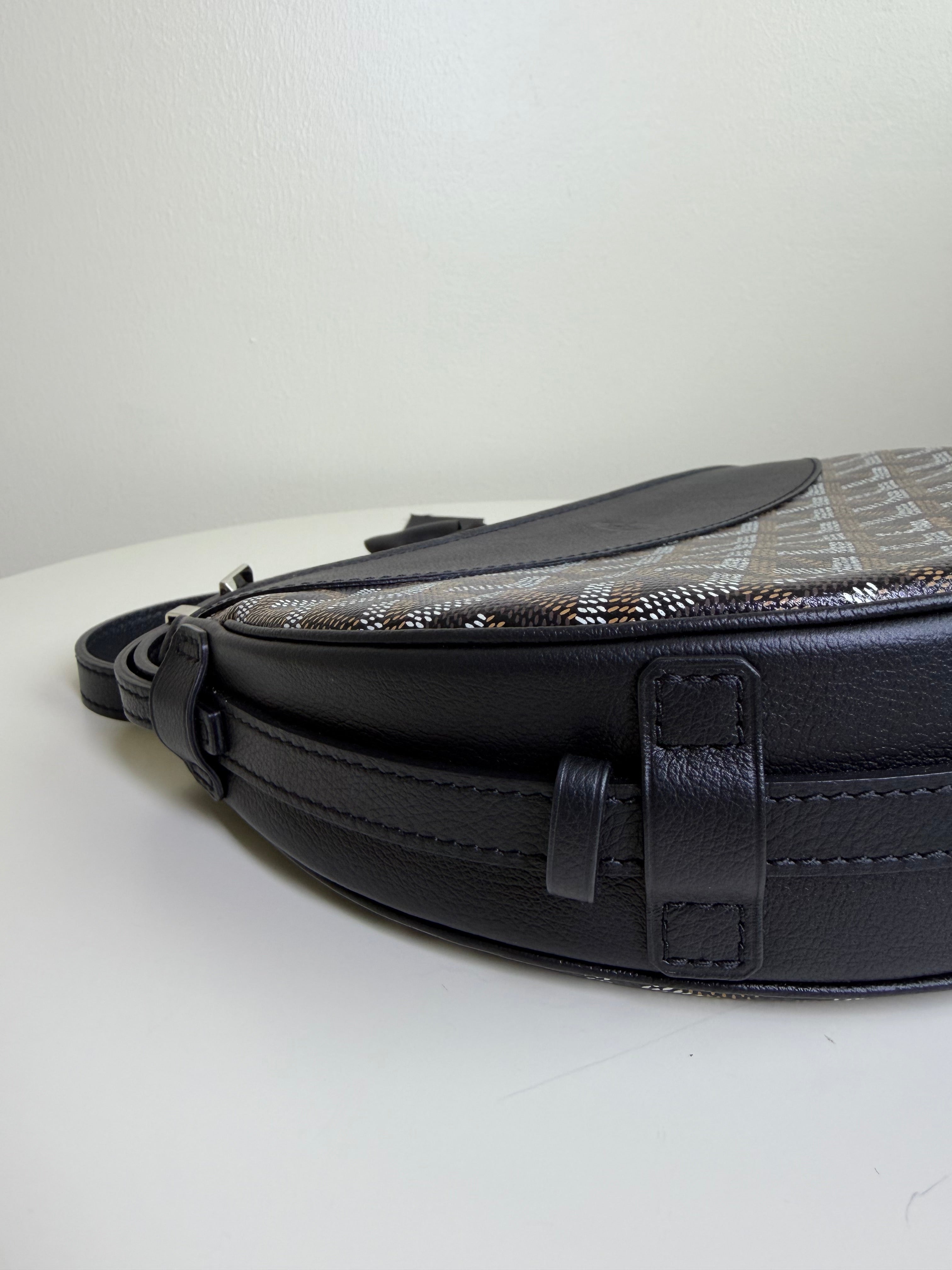 Goyard Hirondelle in Black