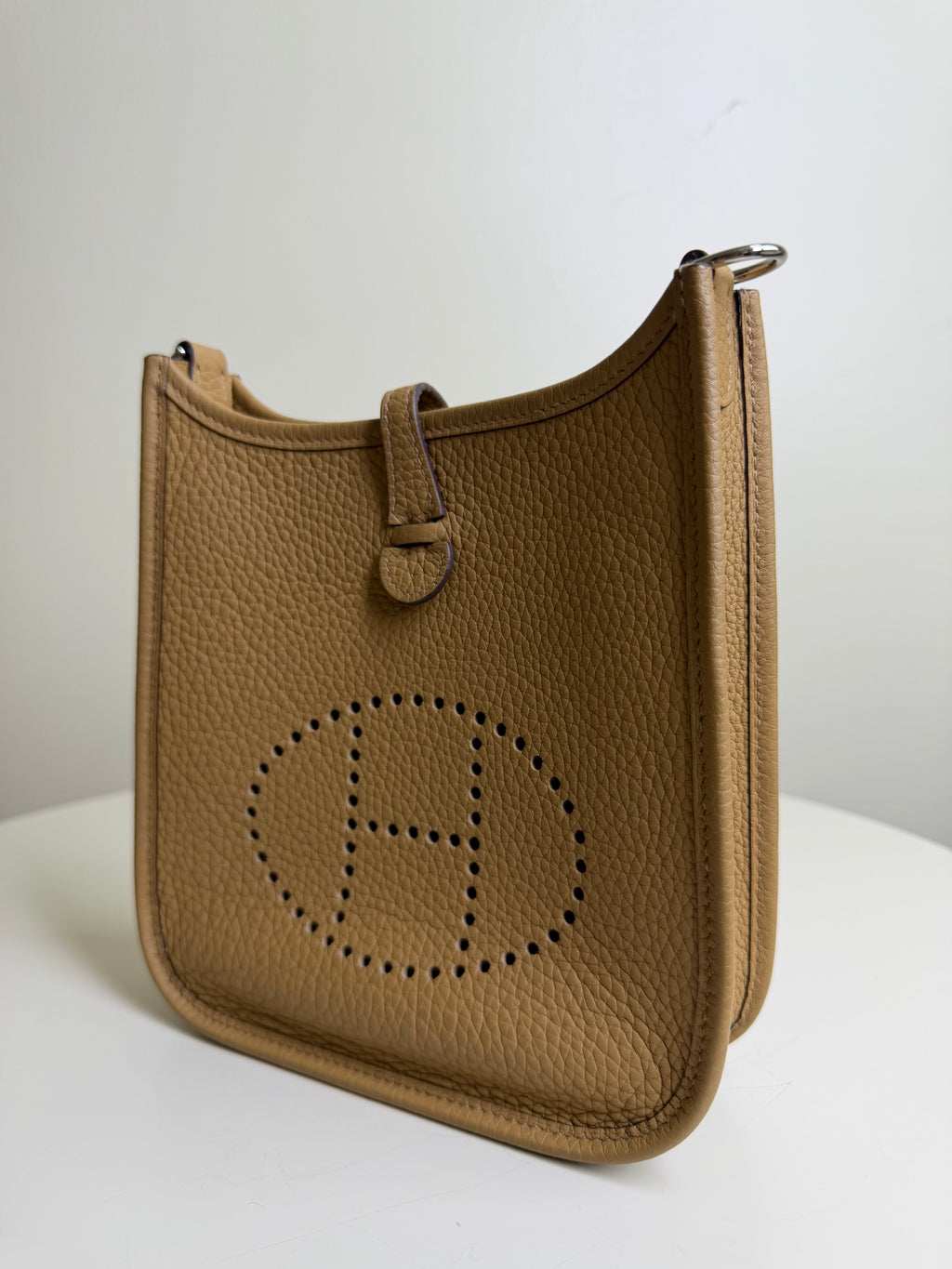 Hermès Evelyne TPM in Biscuit Gold Hardware