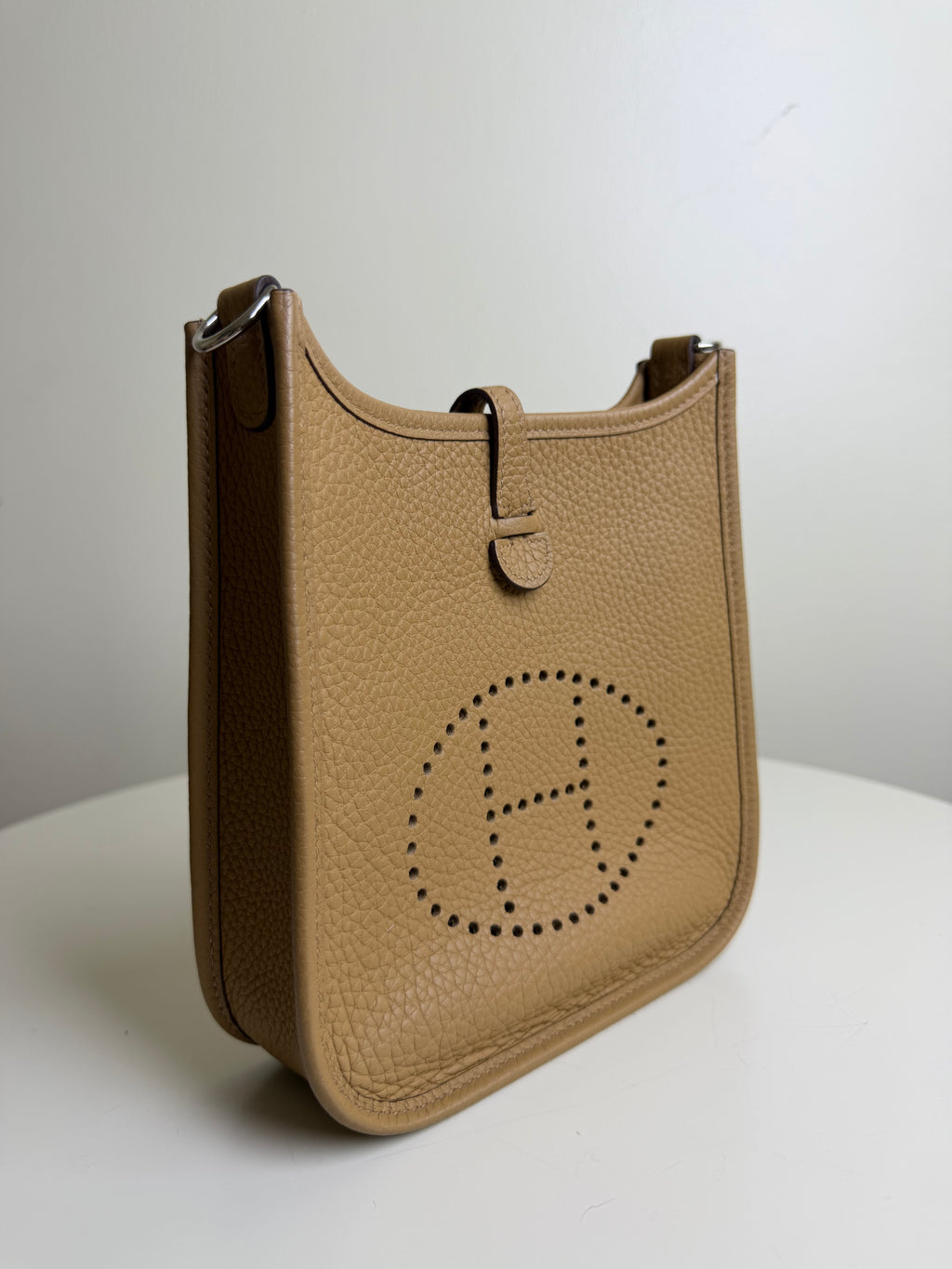 Hermès Evelyne TPM in Biscuit Gold Hardware