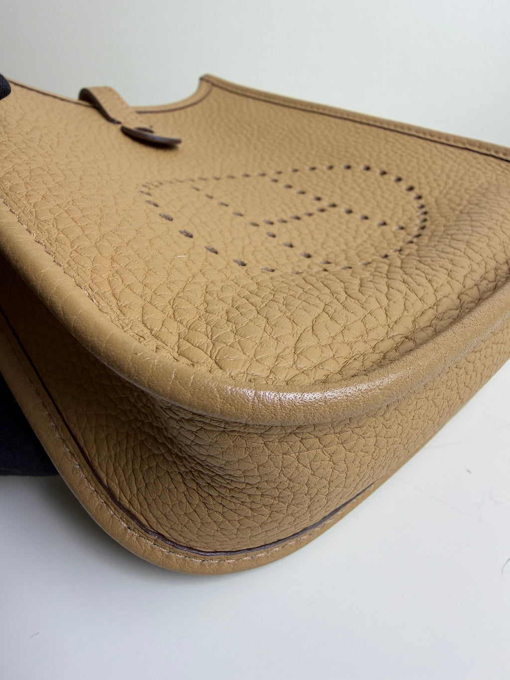 Hermès Evelyne TPM in Biscuit Gold Hardware