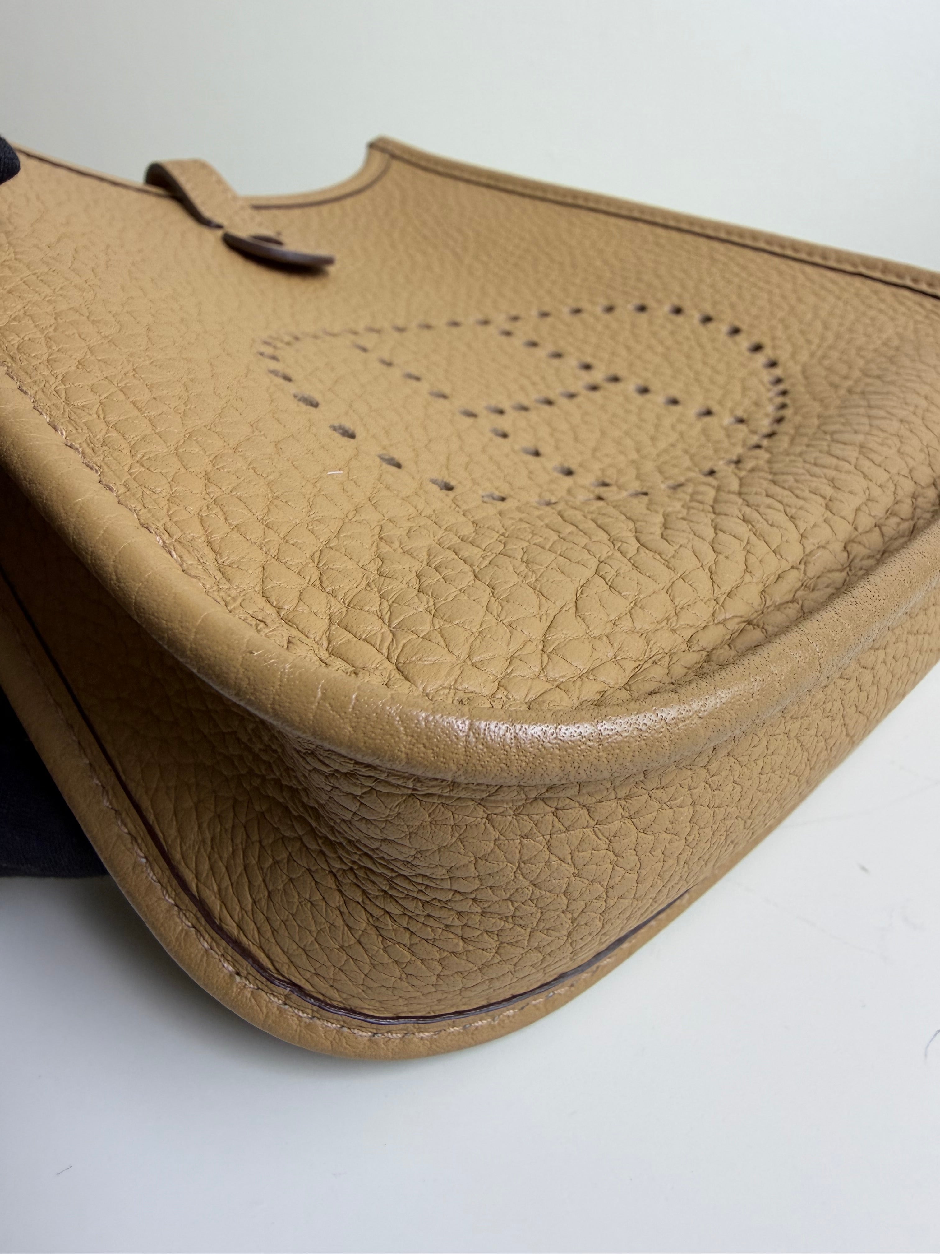 Hermès Evelyne TPM in Biscuit Gold Hardware