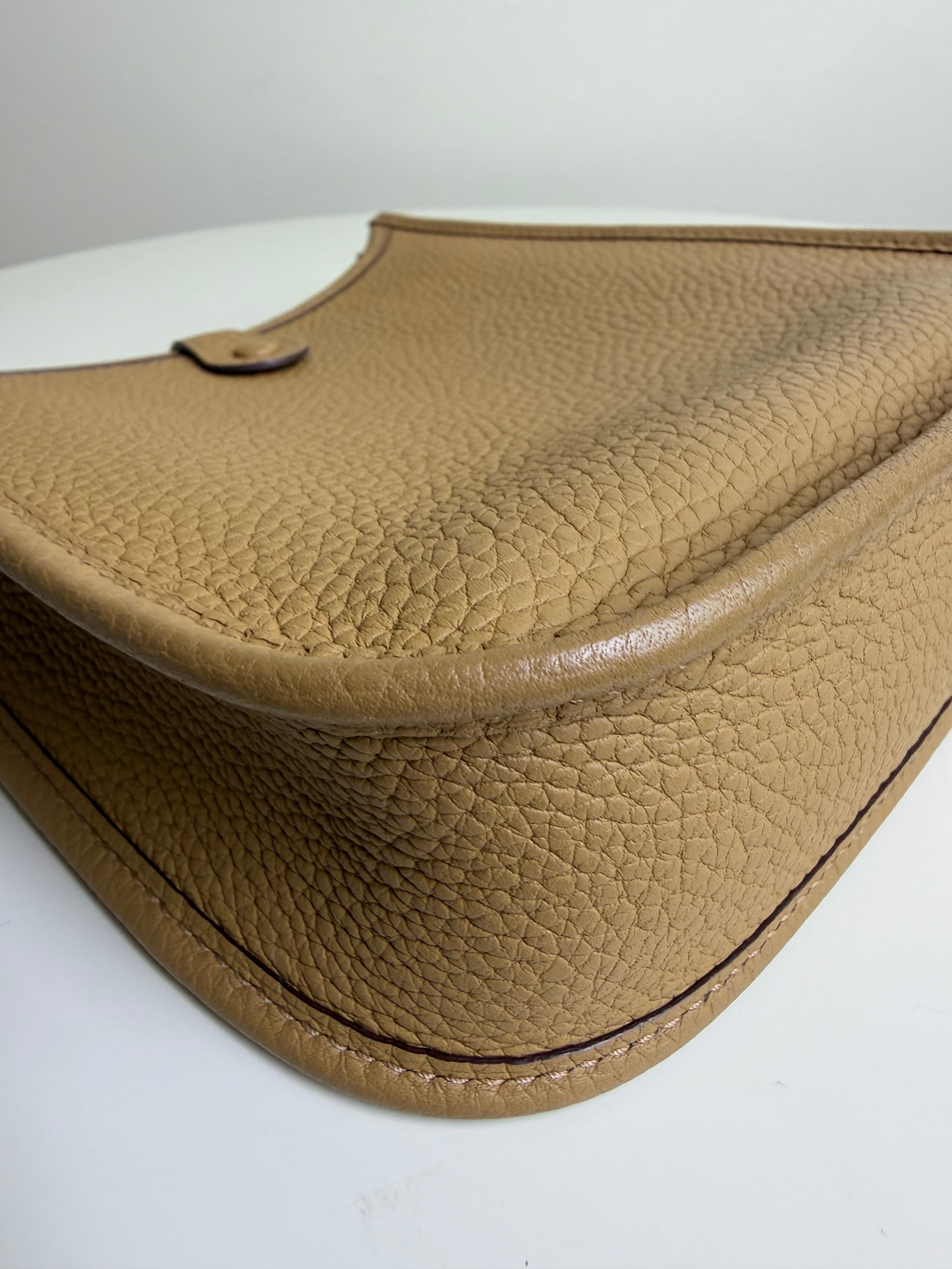 Hermès Evelyne TPM in Biscuit Gold Hardware