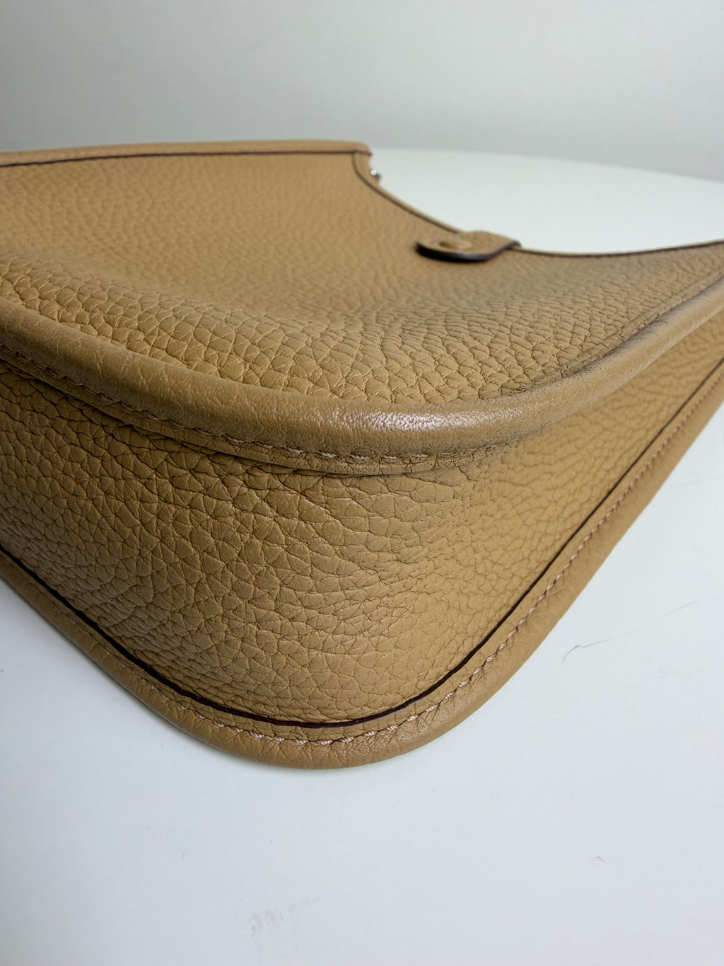 Hermès Evelyne TPM in Biscuit Gold Hardware